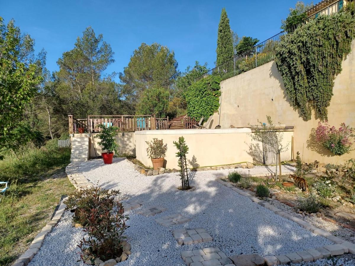 Une Chambre En Provence Correns Εξωτερικό φωτογραφία